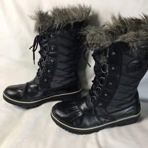 Black Sorel Boots Size 7.5
